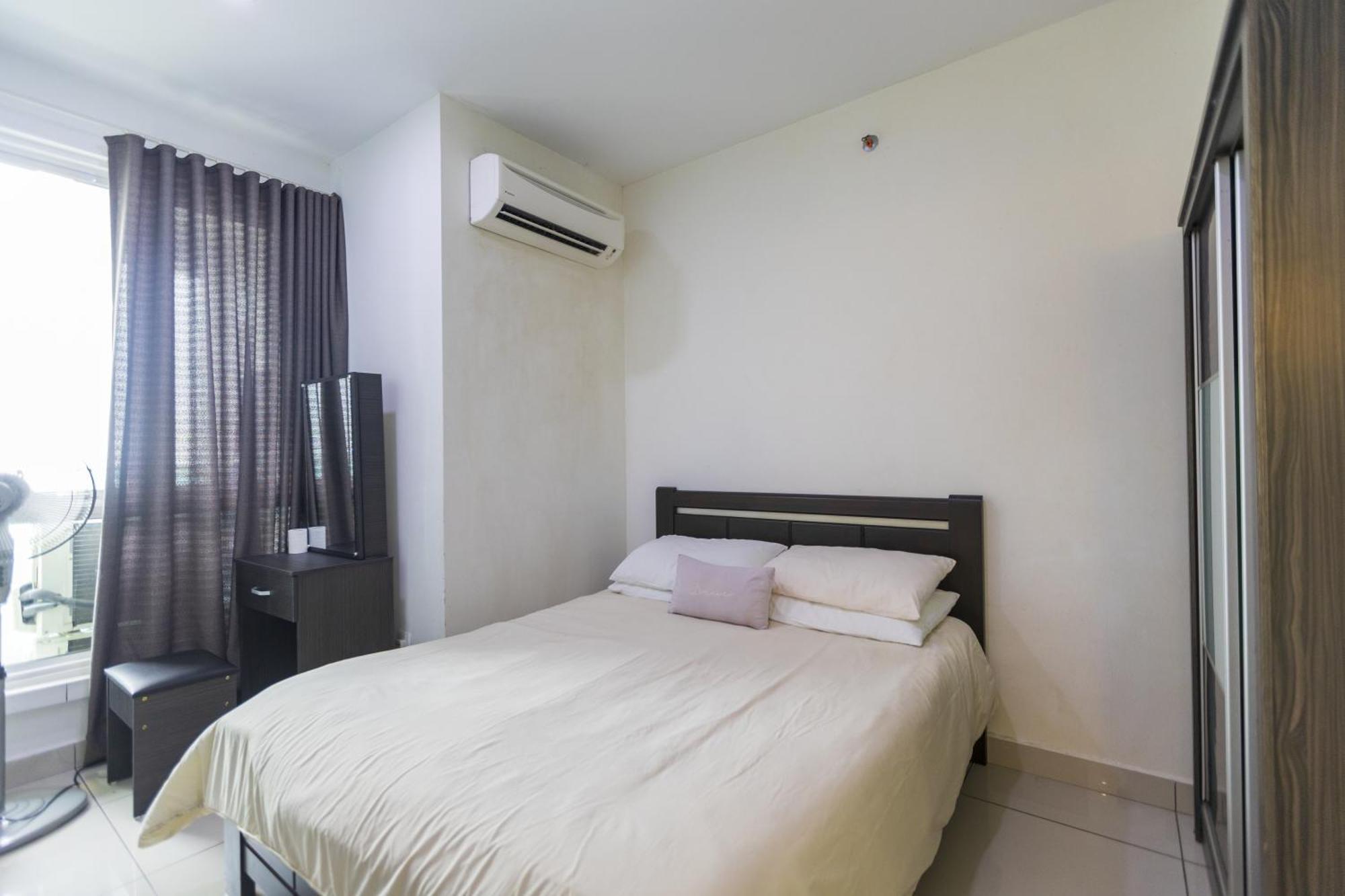 Sky Suites George Town Exterior foto