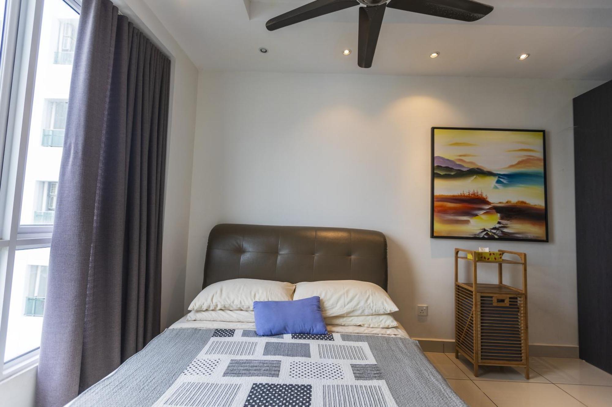 Sky Suites George Town Exterior foto